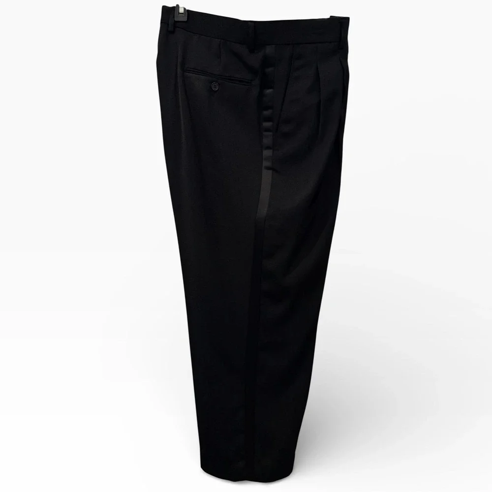Vittorio St. Angelo Mens Black Shawl Lapel Tuxedo Suit 2pc Set 40R‎ Pleated Pant